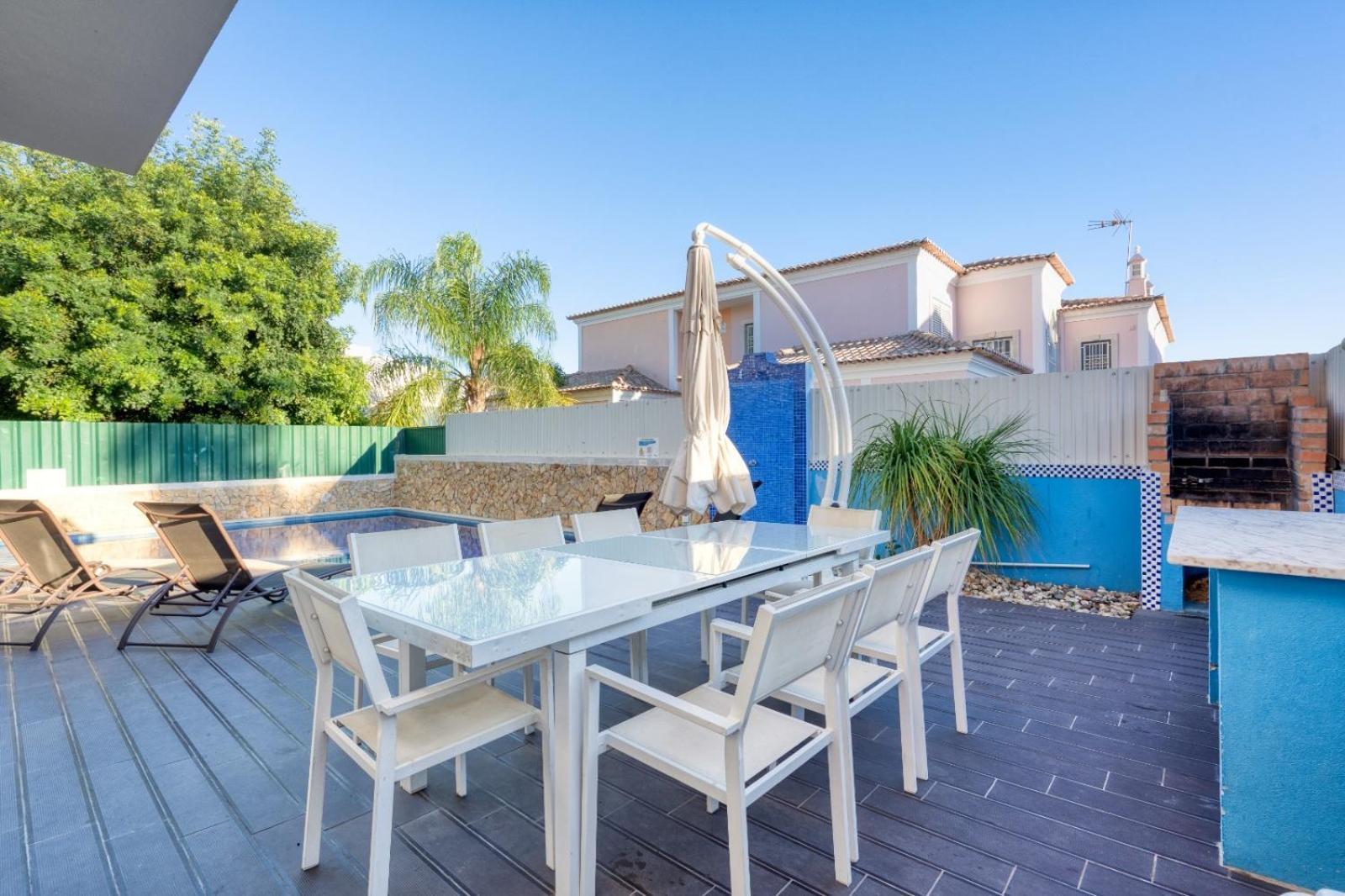 Full Private 300Sqm Villa Jacuzzi Heated Pool Ideal & Quiet Location Albufeira Kültér fotó
