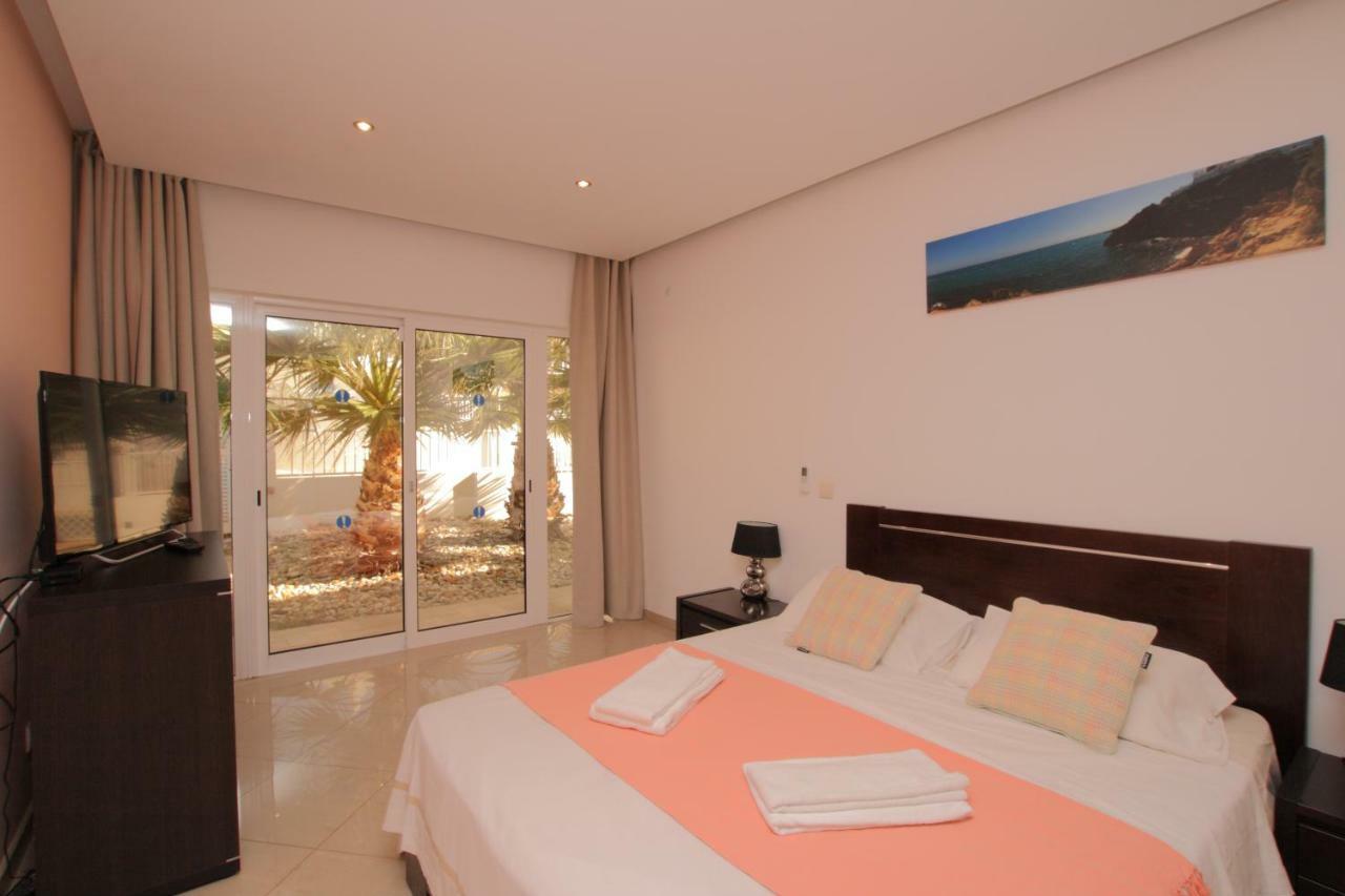 Full Private 300Sqm Villa Jacuzzi Heated Pool Ideal & Quiet Location Albufeira Kültér fotó