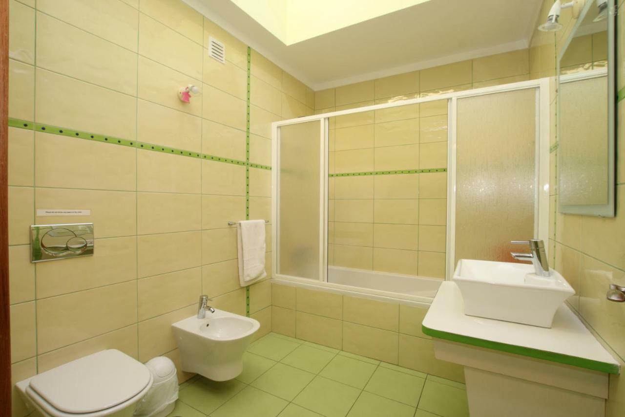 Full Private 300Sqm Villa Jacuzzi Heated Pool Ideal & Quiet Location Albufeira Kültér fotó