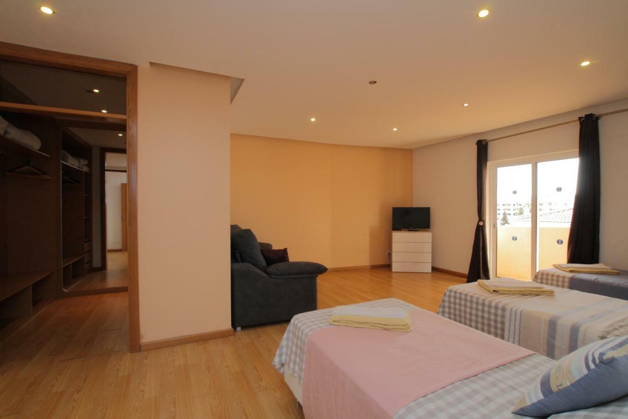 Full Private 300Sqm Villa Jacuzzi Heated Pool Ideal & Quiet Location Albufeira Kültér fotó